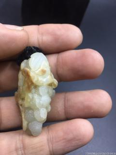 和田青白玉挂件