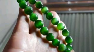 和田玉碧玉猫眼手链手串,俄碧绿猫眼 猫眼效应极好 颜色极美 料子细腻